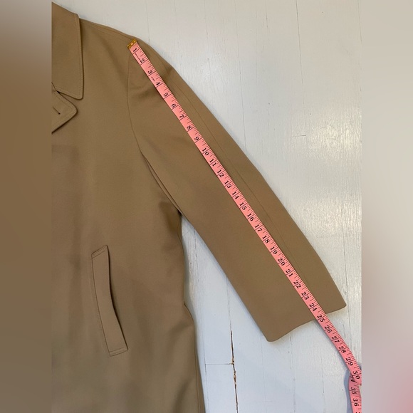 Vintage London Fog trench coat with removable lining - Picture 12 of 16